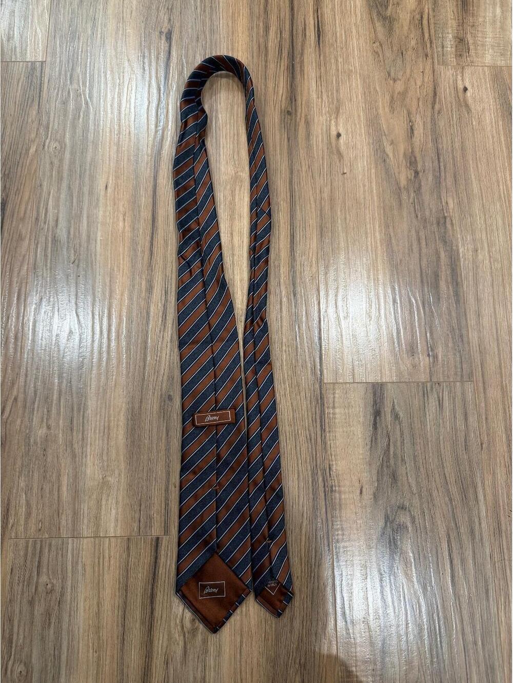 Brioni Silk Tie - Brown/Navy Diagonal Stripe.